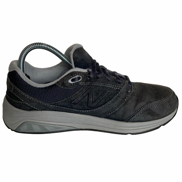 New Balance 928v3 Women’s 7.5 Navy Suede - Picture 2 of 8